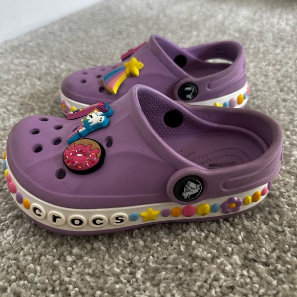 Crocs - Picture 2 of 10